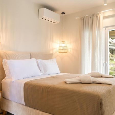 Hotel Mikros Paradisos Sívota Dış mekan fotoğraf